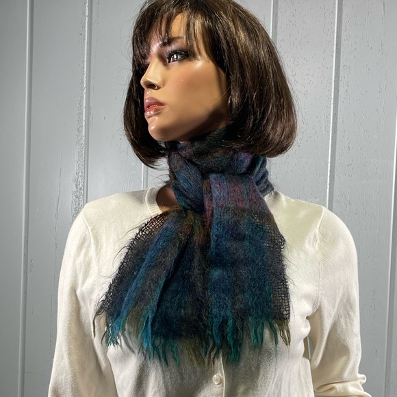 * Vintage Woodward Collection Women's Winter Mohair Wool Neck Scarf - Picture 7 of 8